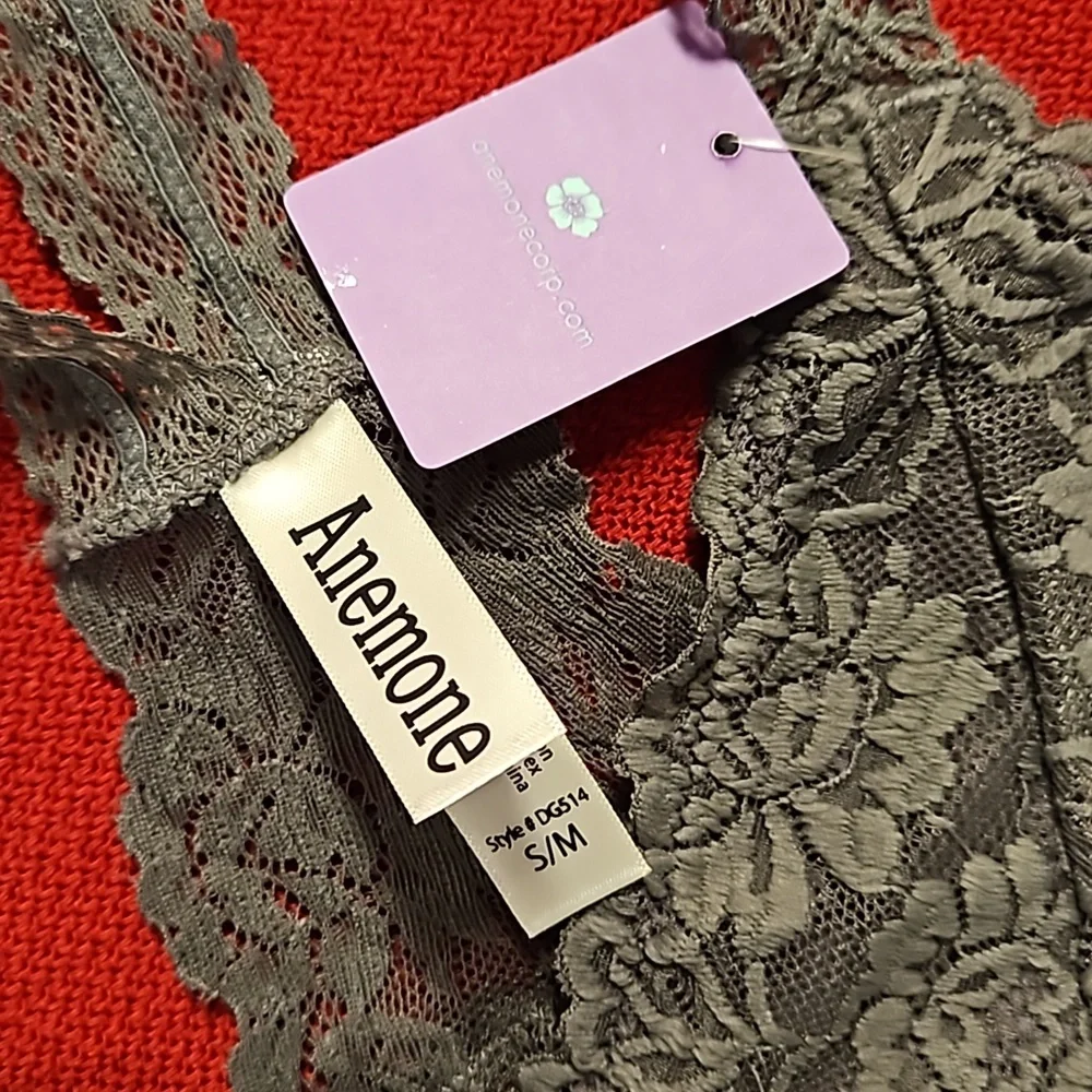 ANEMONE gray floral graphic lace  stretch t back bra S/M M/L NWT - Picture 4 of 8
